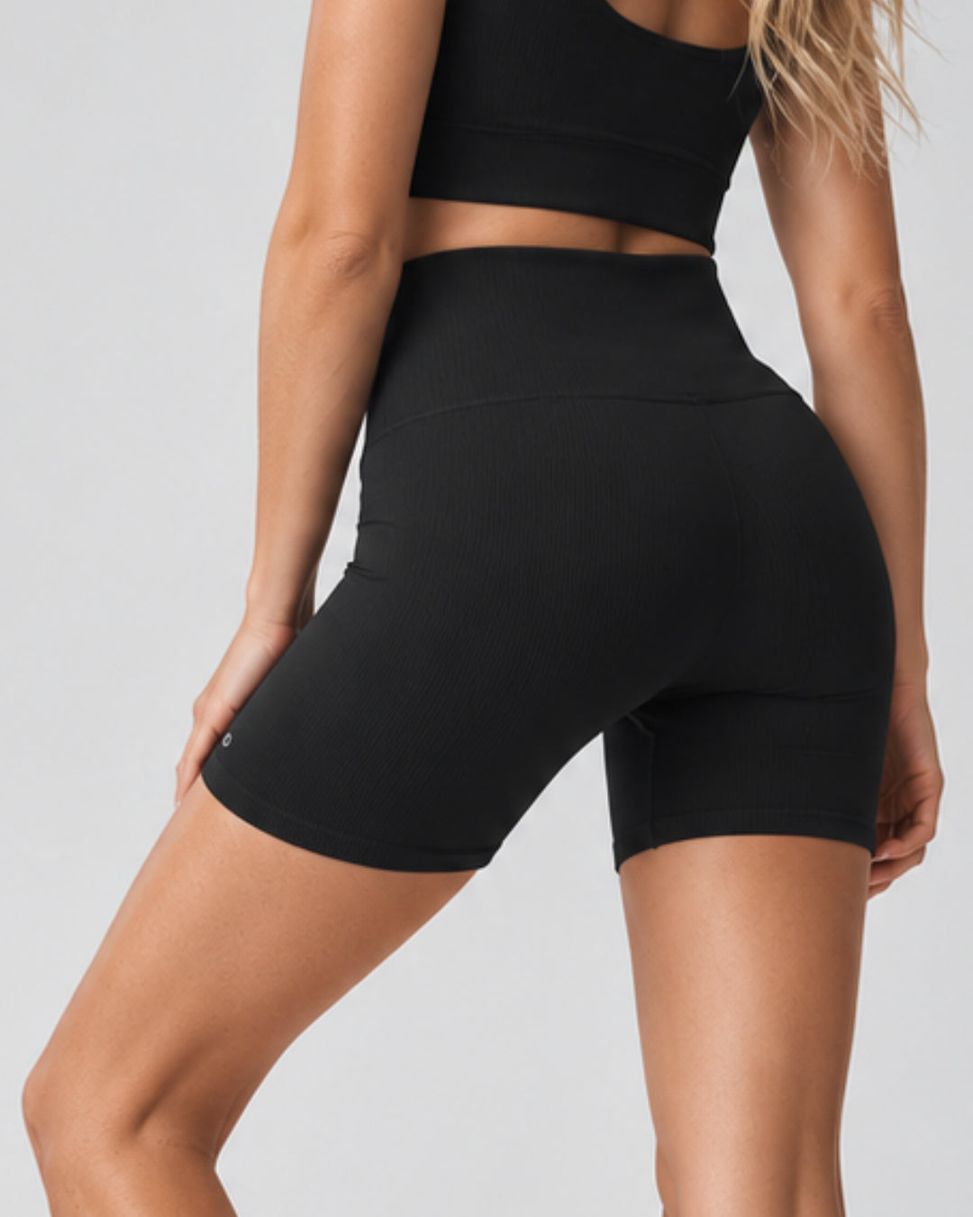 Alo Seamless Ribbed Favorite Short Black