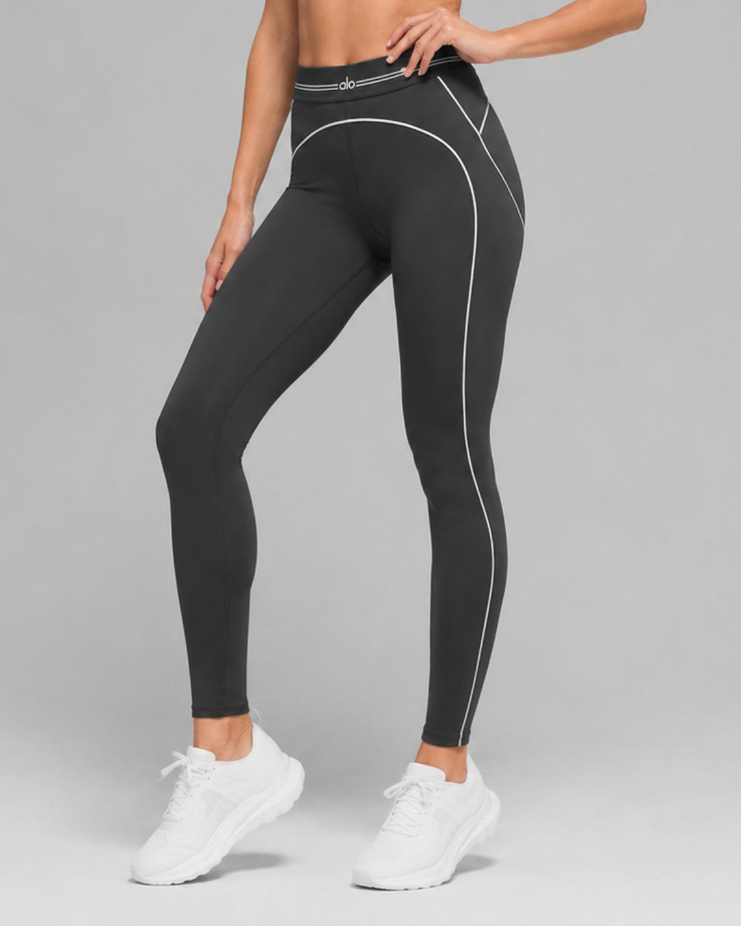 Alo Airbrush High-Waist Heart Throb Legging