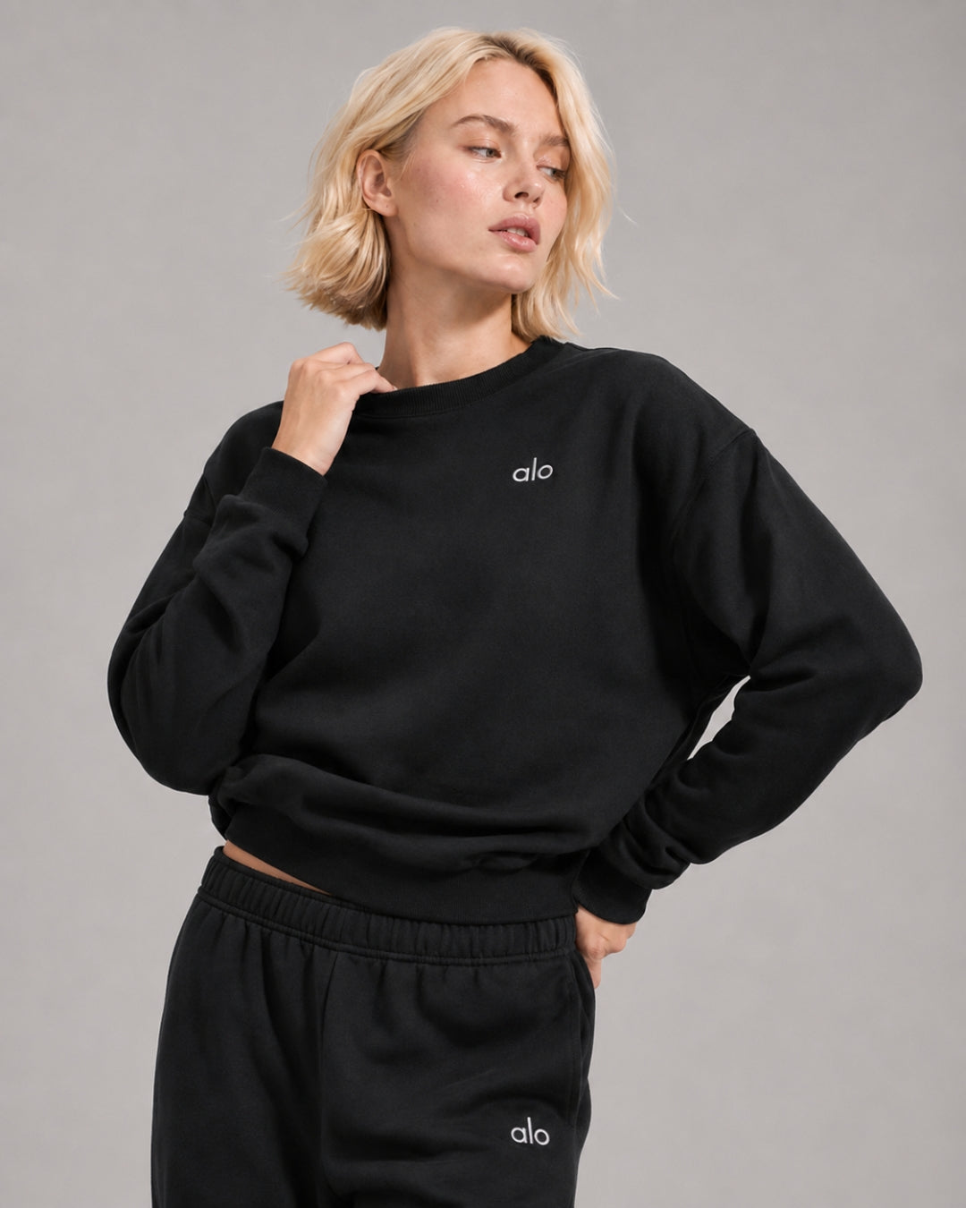 Alo Accolade Crew Neck Pullover Black