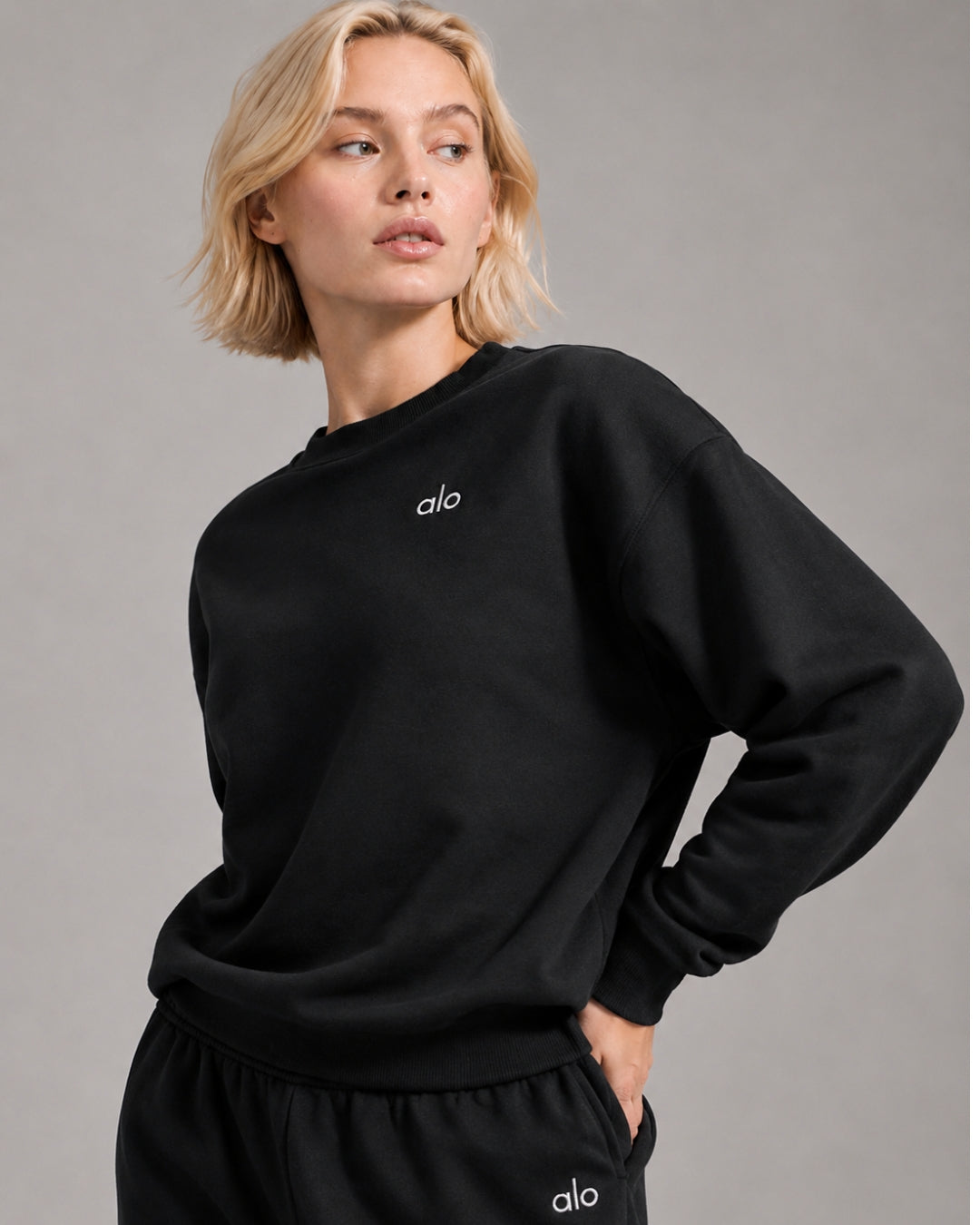Alo Accolade Crew Neck Pullover Black