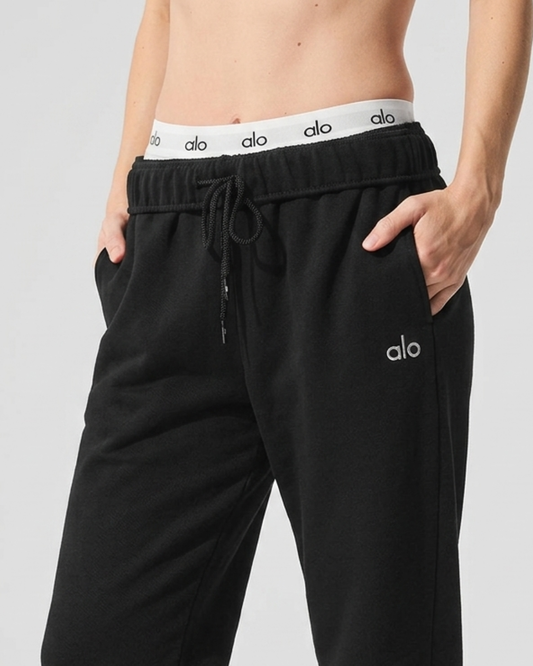 Alo Yoga Accolade Straight Leg Sweatpant Black