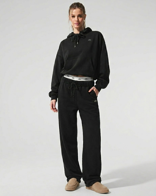 Alo Yoga Accolade Straight Leg Sweatpant Black