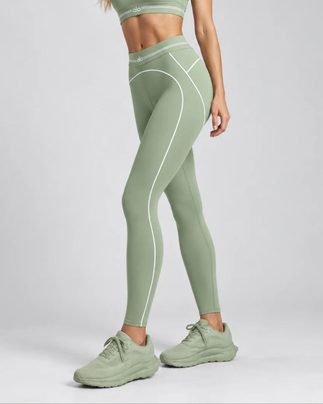 Alo Airbrush High-Waist 7/8 Heart Throb Legging Dune Grass