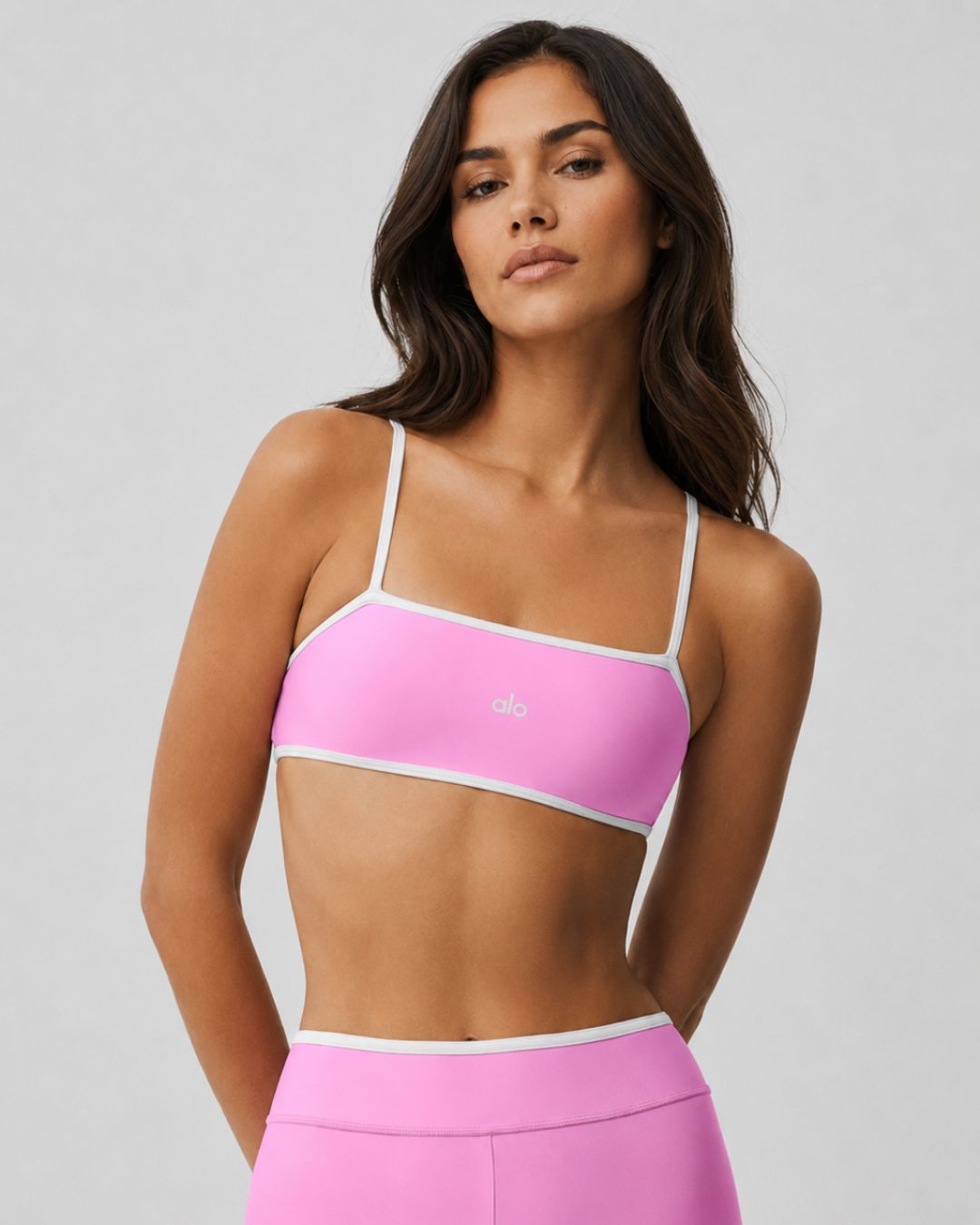 Alo Airlift Charger Bra Candy Heart Pink White