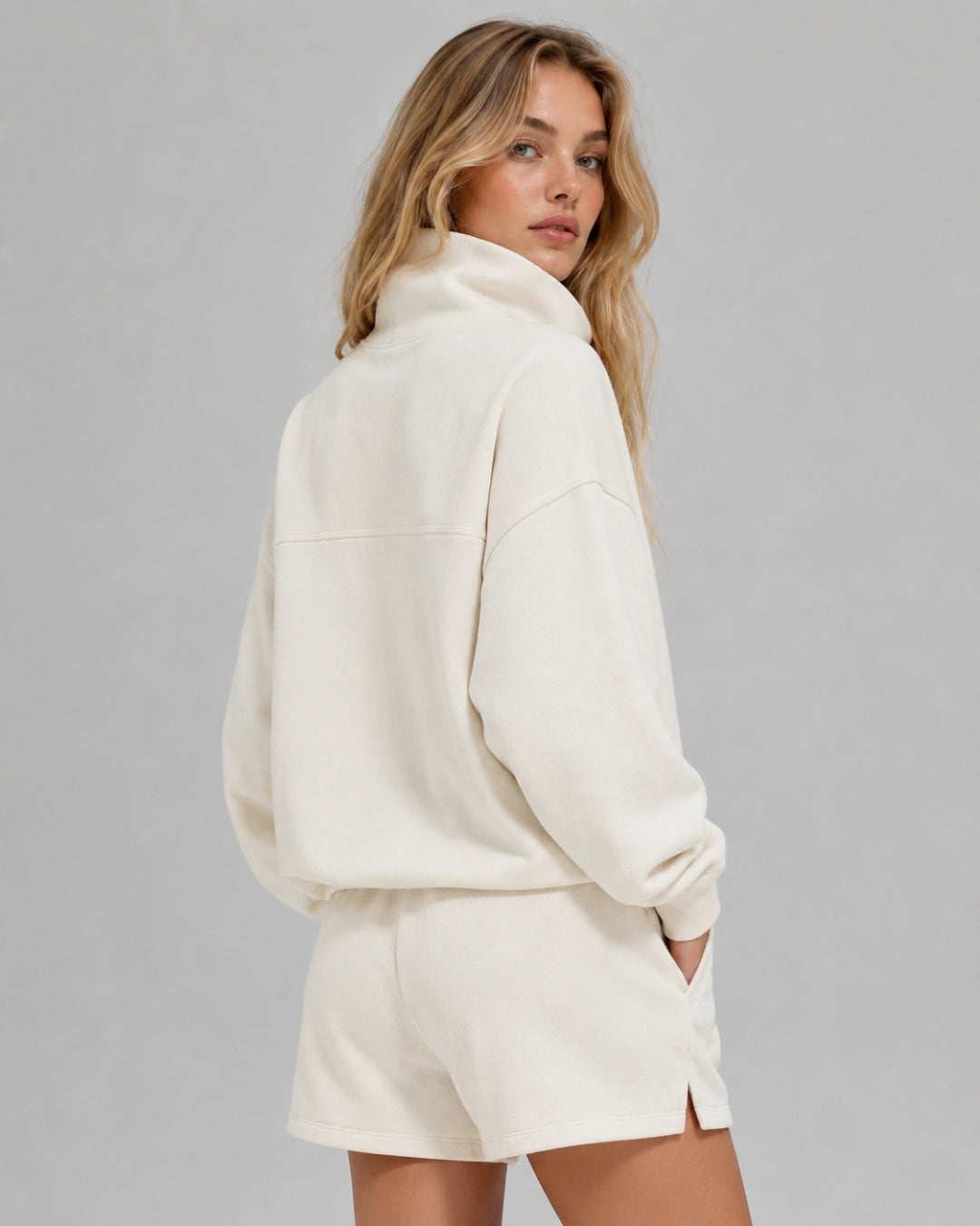 Alo Hazy Mock Neck Pullover