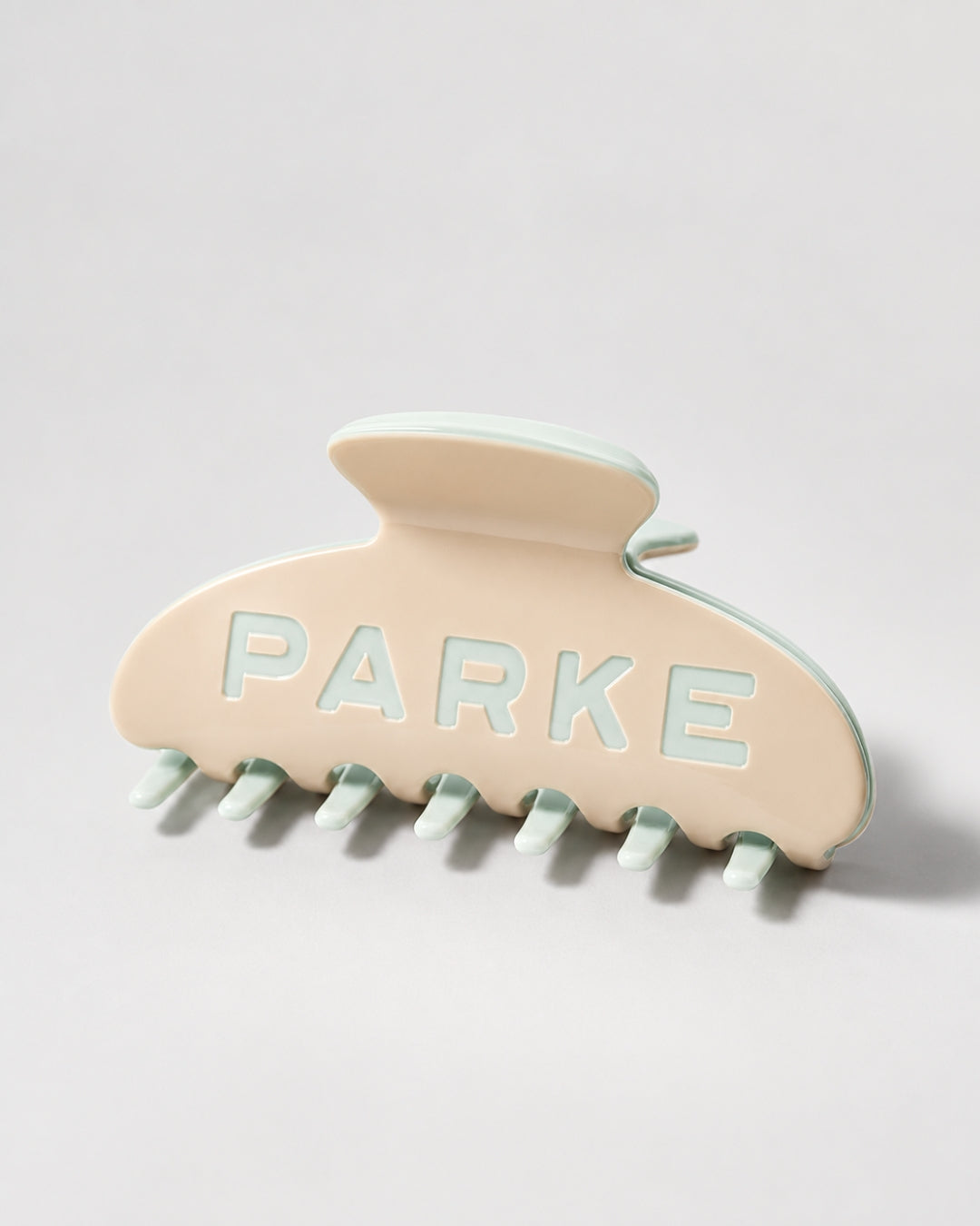 Parke Claw Clip Cupcake