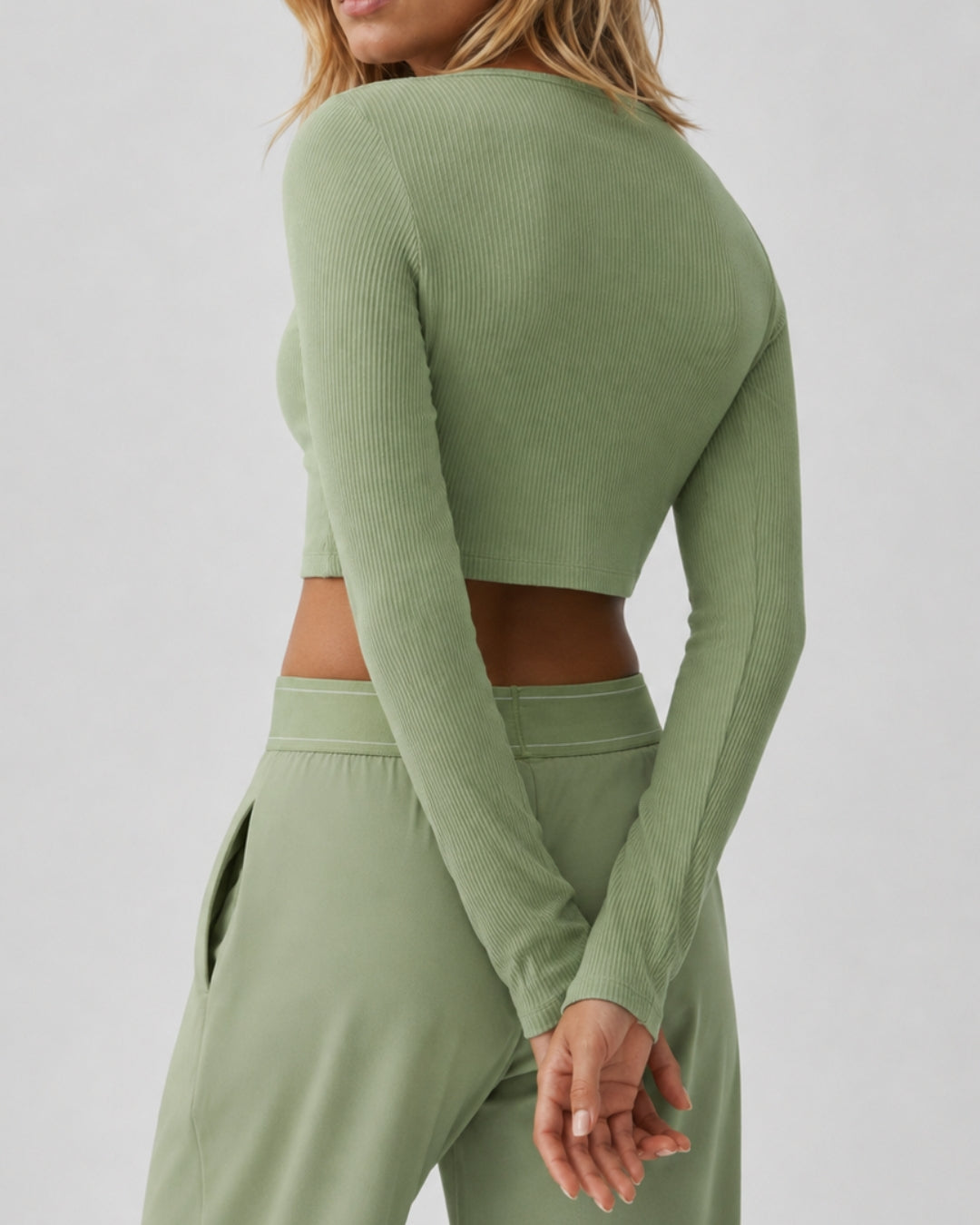 Alo Ribbed Cropped Whisper Cardigan Dune Grass