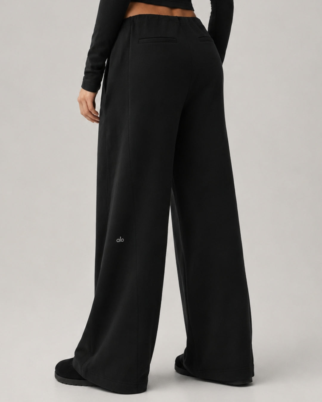 Alo Sway Mid-Rise On The Go Pant Black